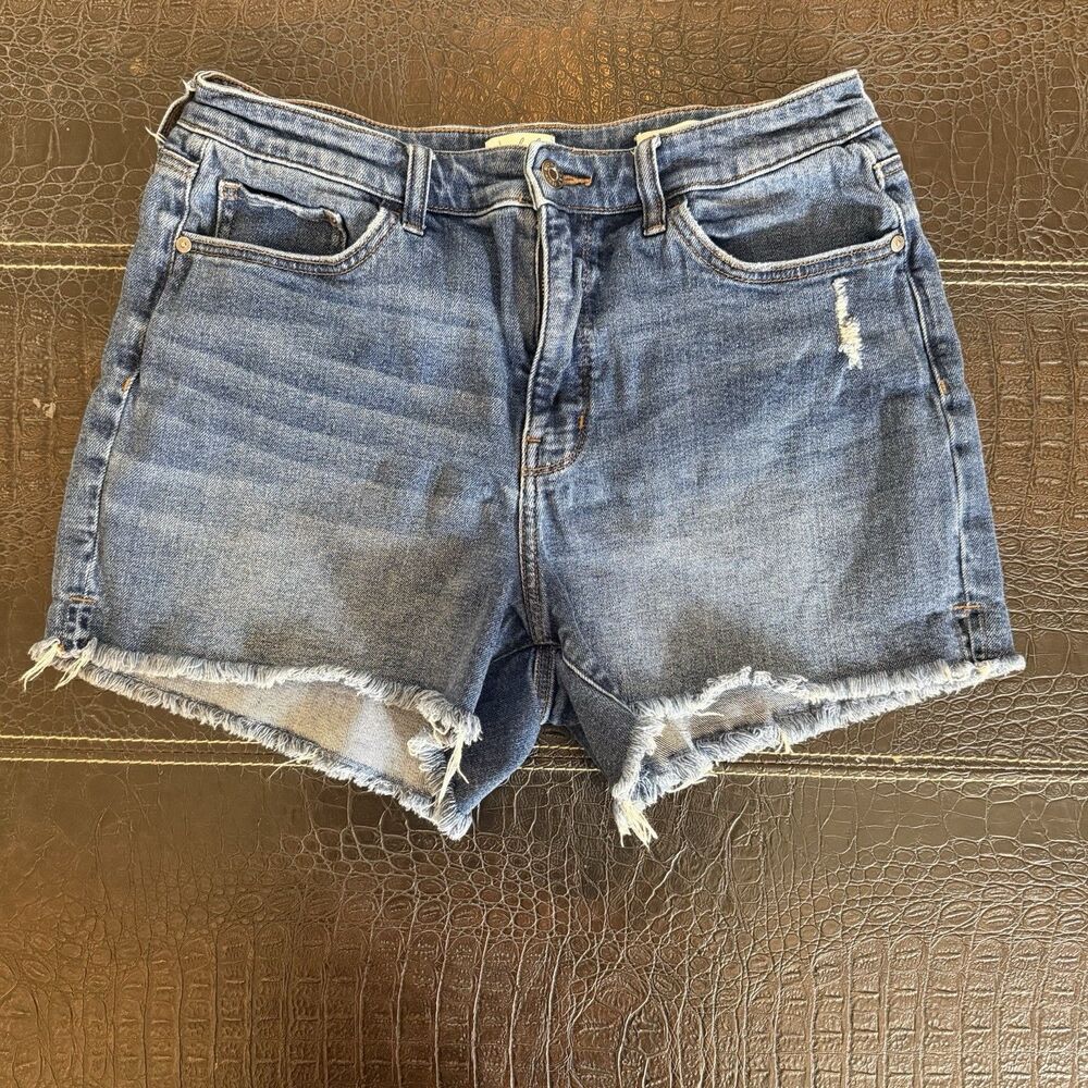 Wonderly High Rise Denim Shorts Blue 10R Stretch 5-Pocket Raw Hem